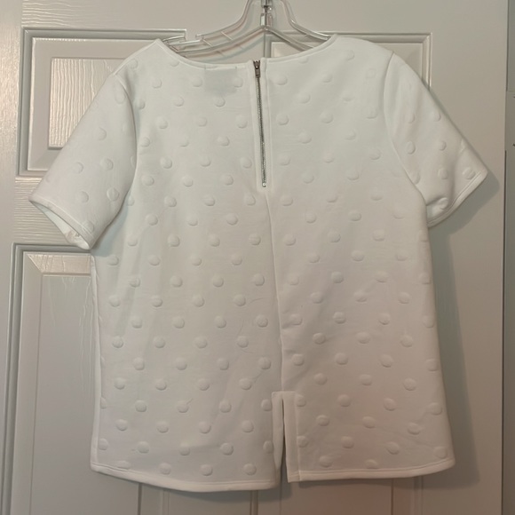 White knot dot top - Picture 2 of 4